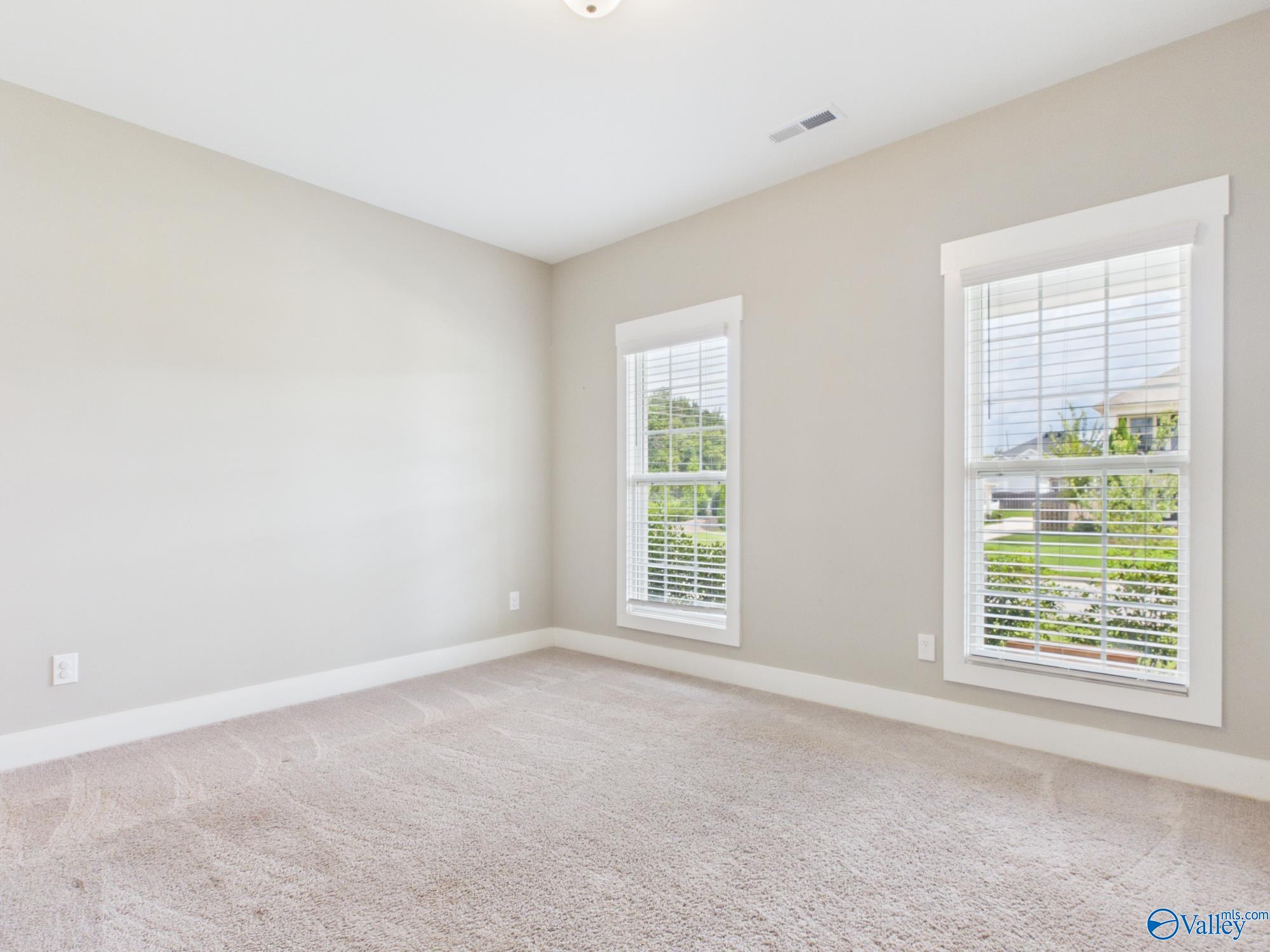 102 Waxwing Street