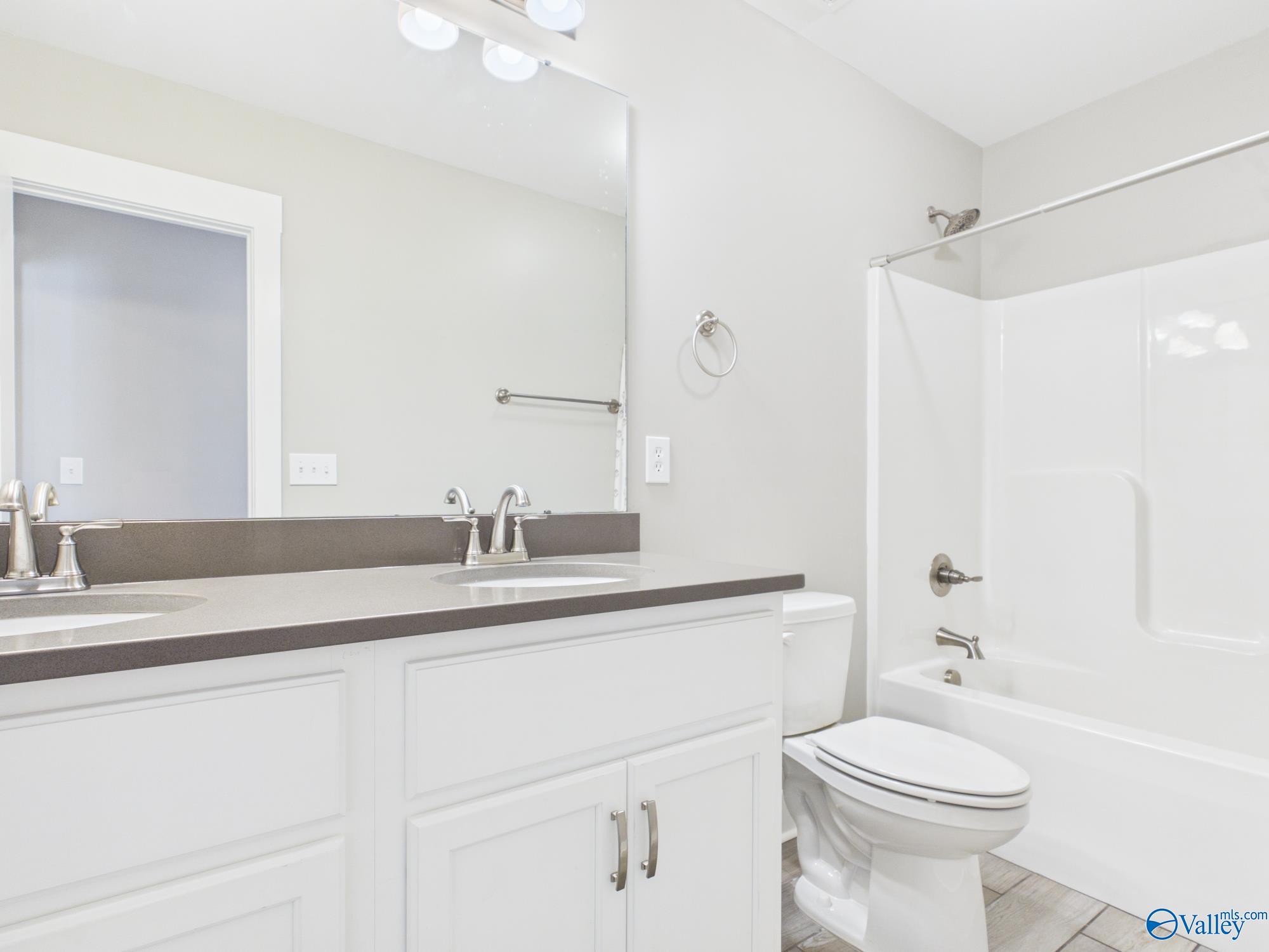 102 Waxwing Street