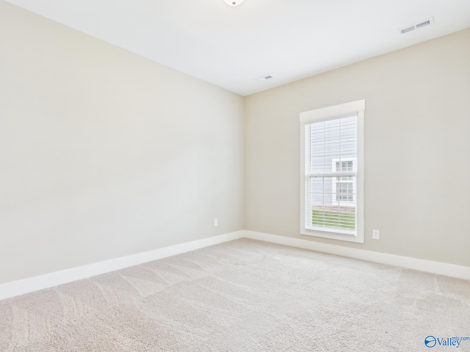 102 Waxwing Street