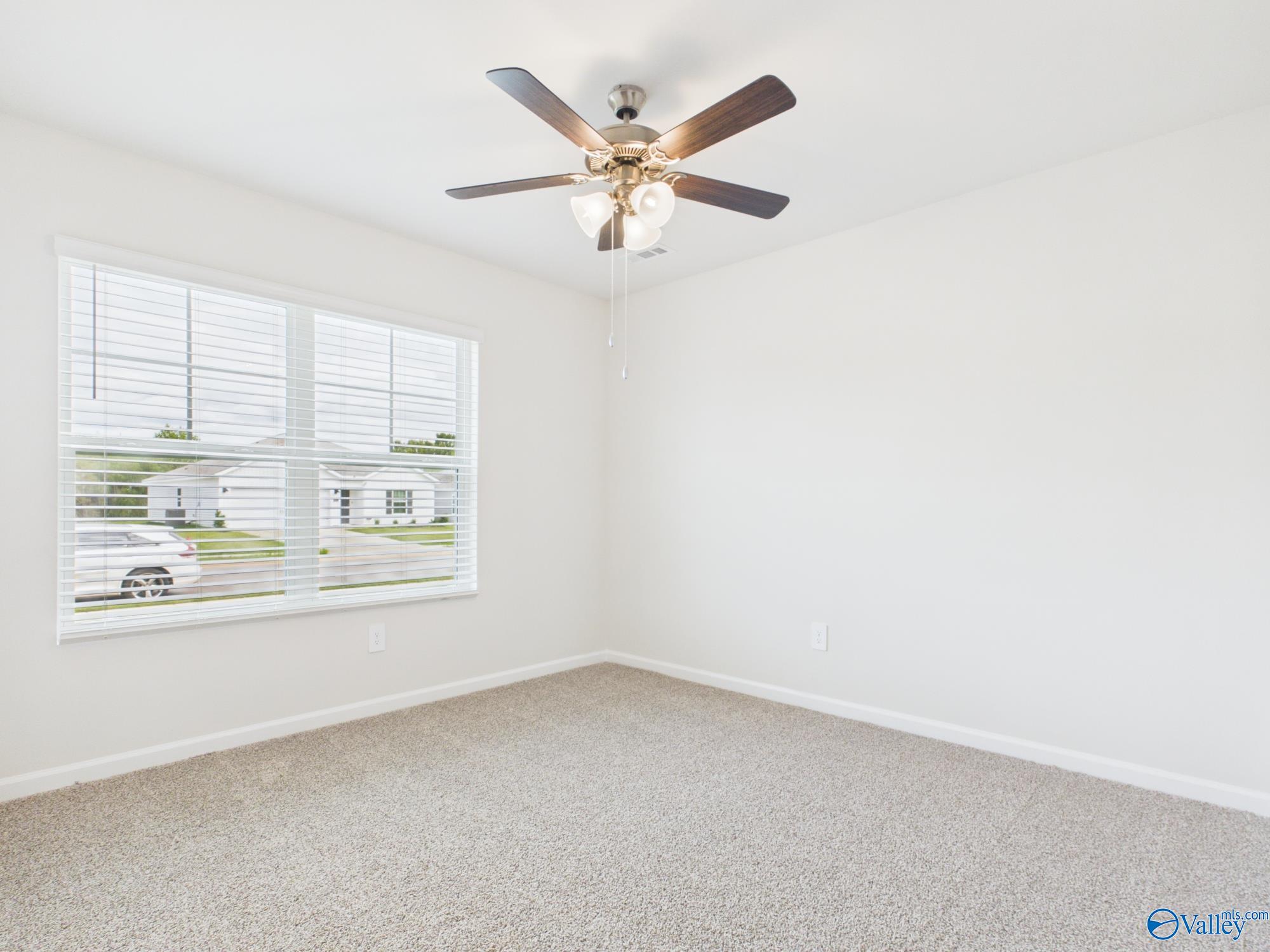 9910 Sequoyah Cove Drive SE