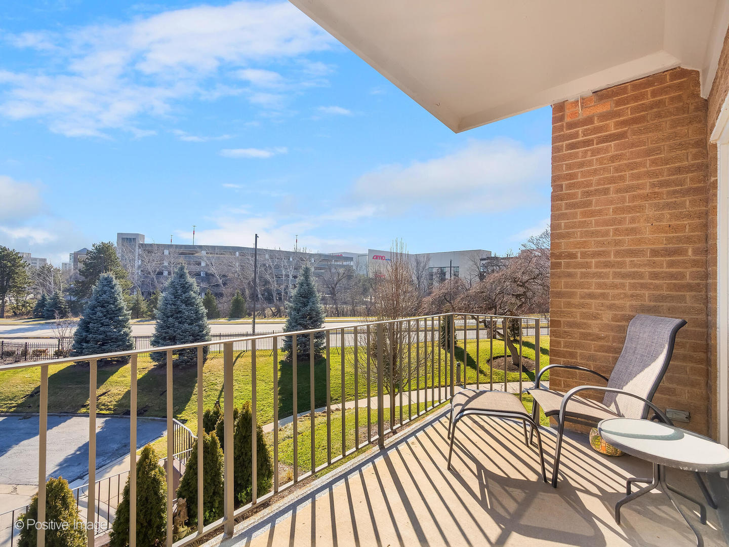 1 Oak Brook Club Drive Unit: A212