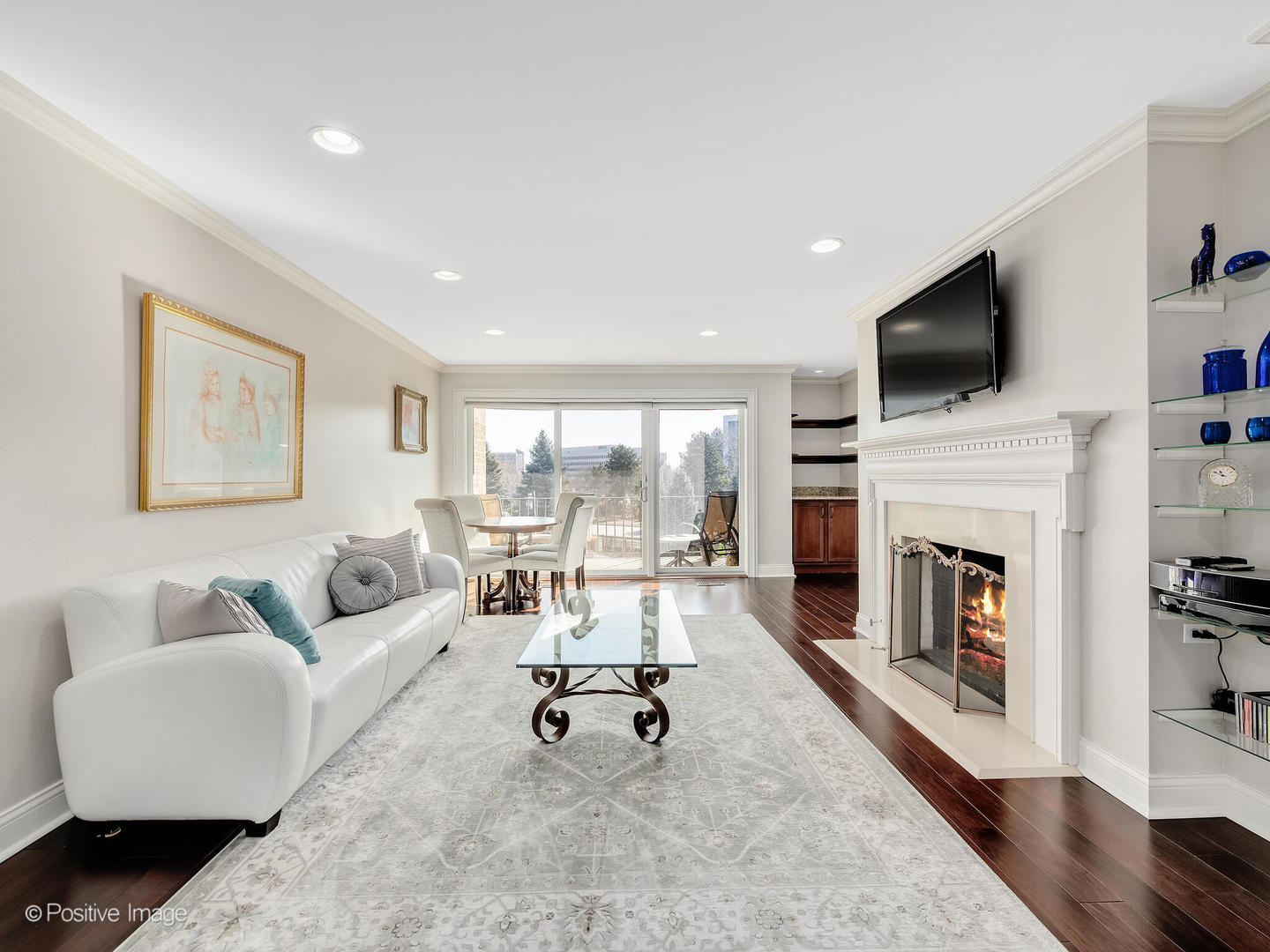 1 Oak Brook Club Drive Unit: A212