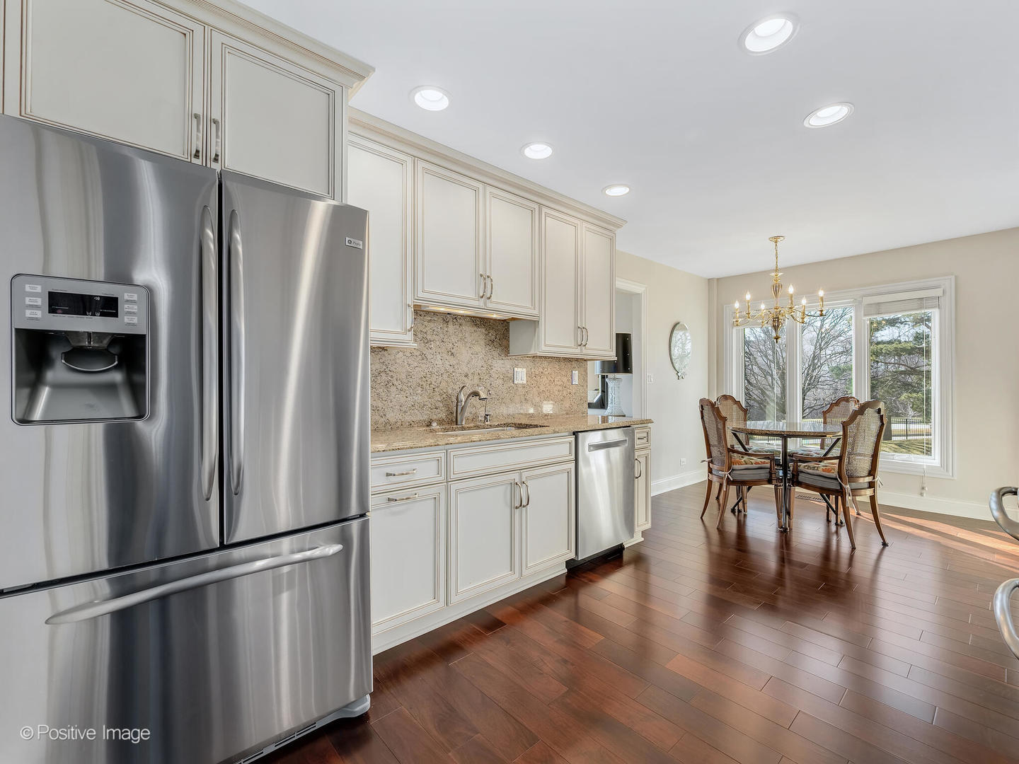 1 Oak Brook Club Drive Unit: A212