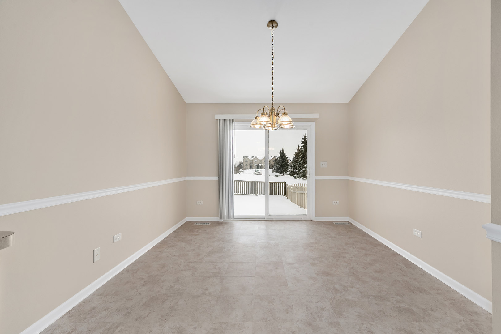 565 Mihelich Lane Unit: 565