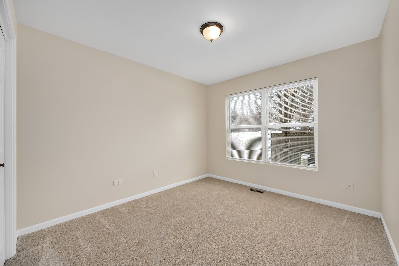 565 Mihelich Lane Unit: 565