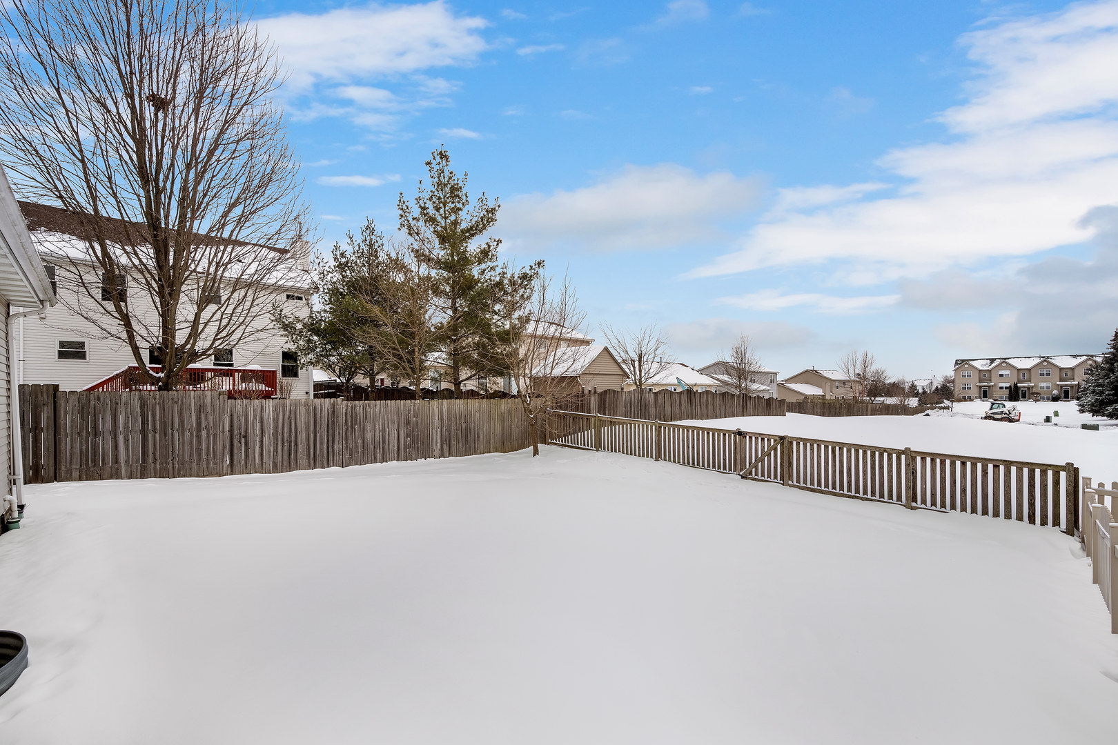 565 Mihelich Lane Unit: 565