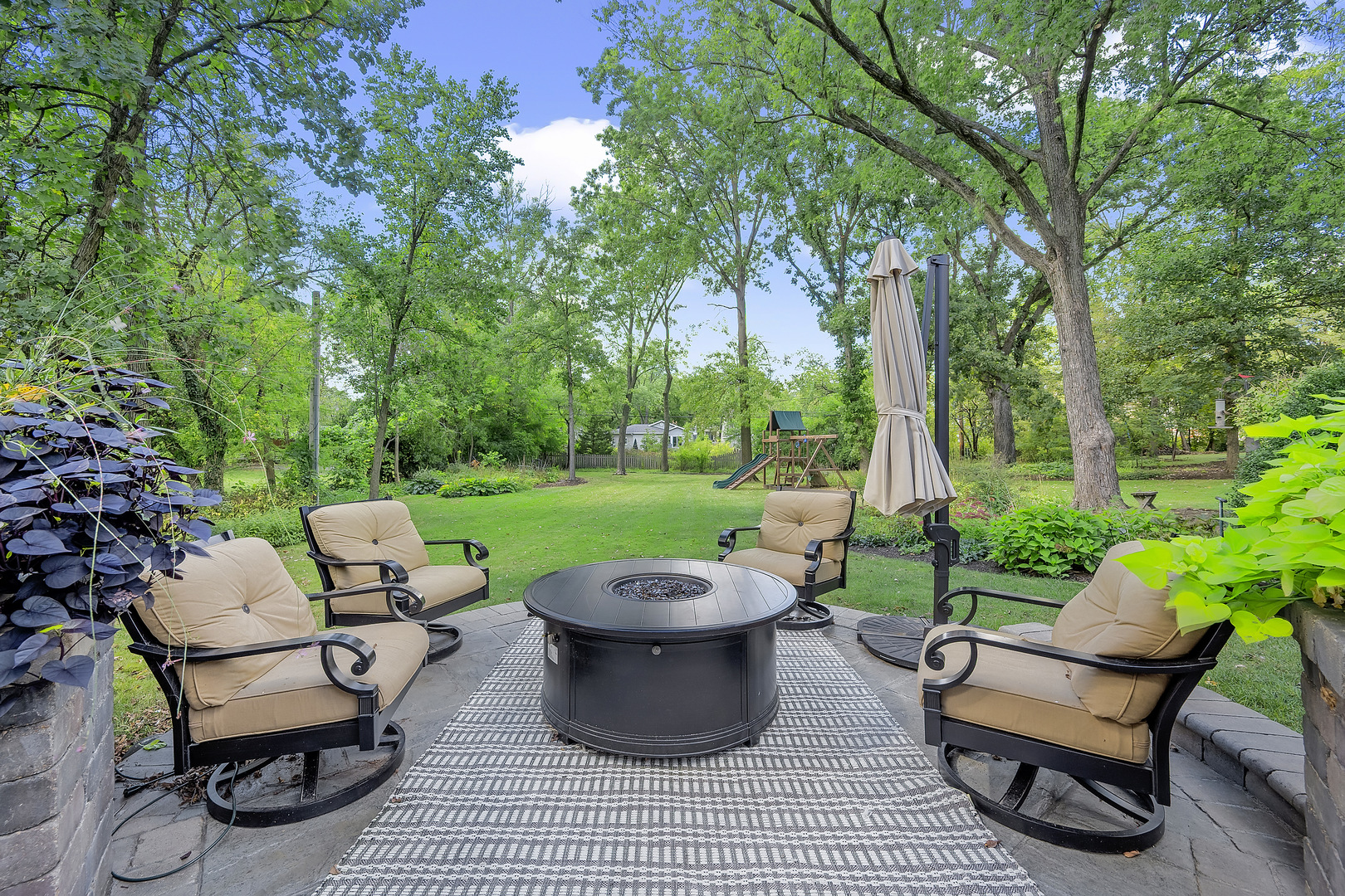 4910 Northcott Avenue