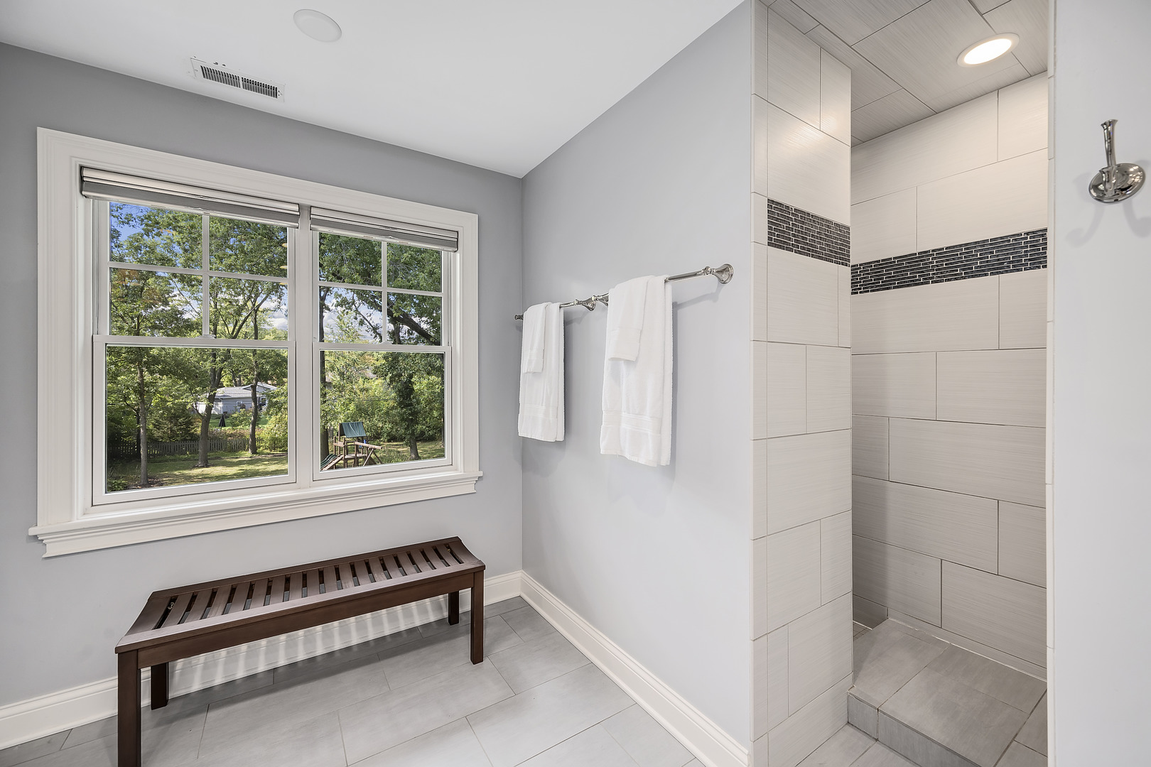 4910 Northcott Avenue