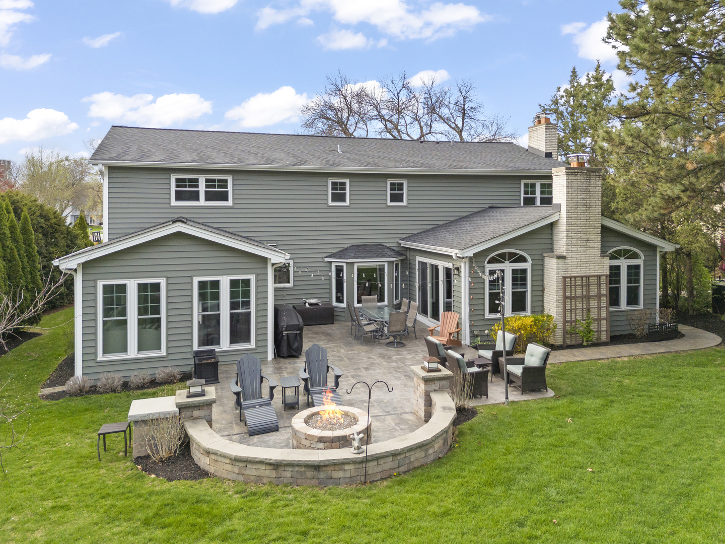 1567 Snowberry Court