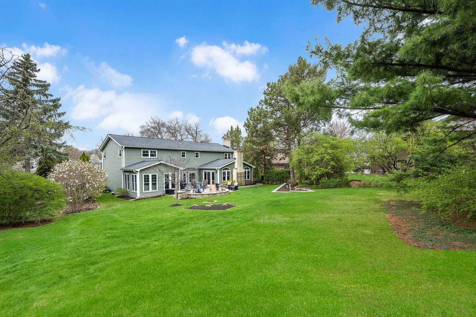 1567 Snowberry Court