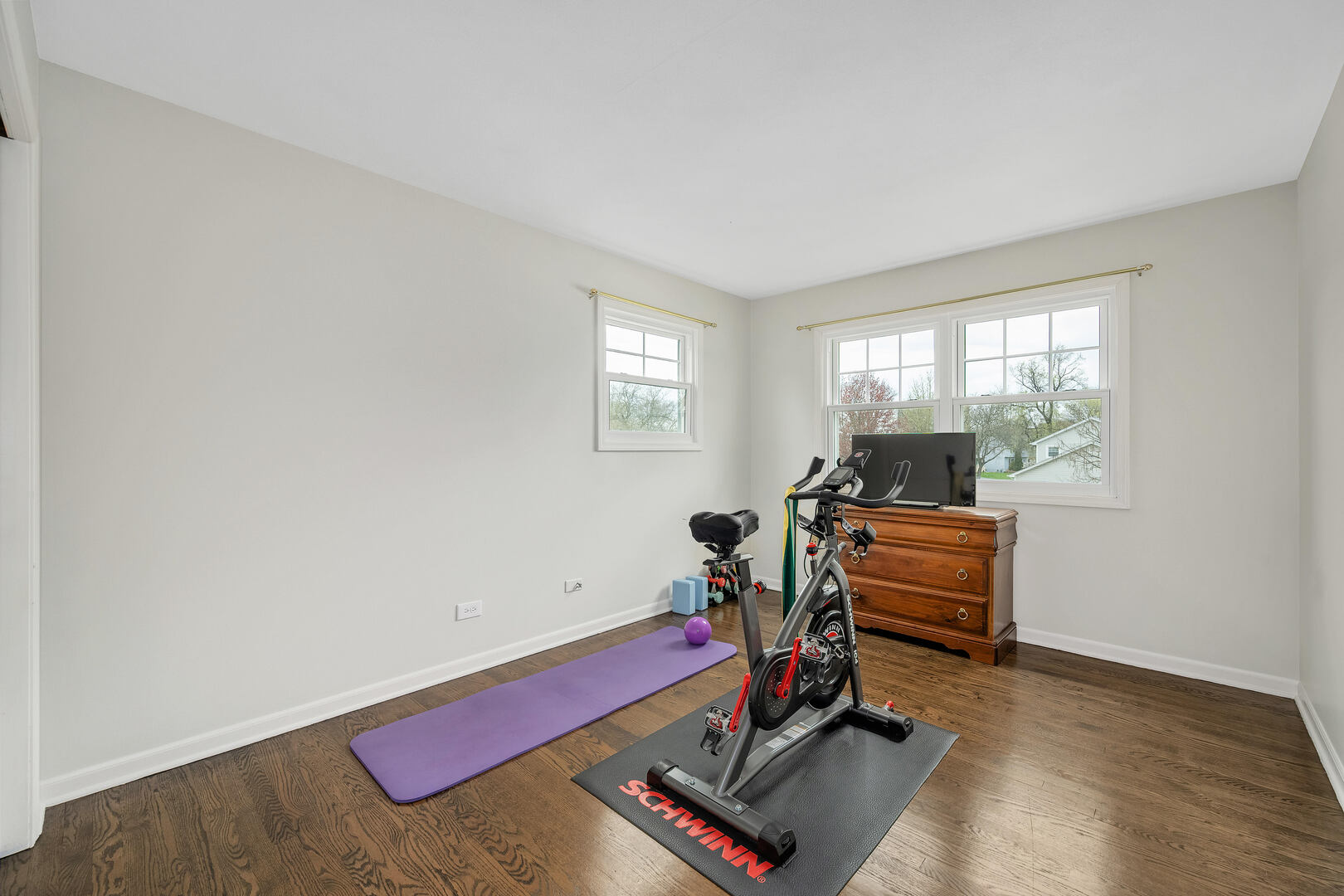 1567 Snowberry Court