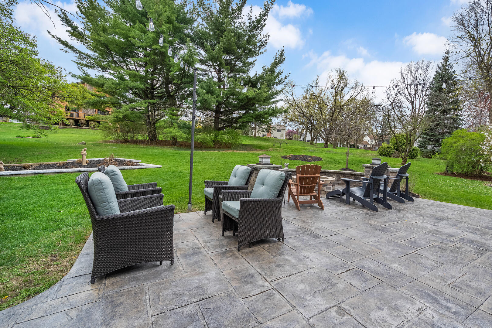 1567 Snowberry Court