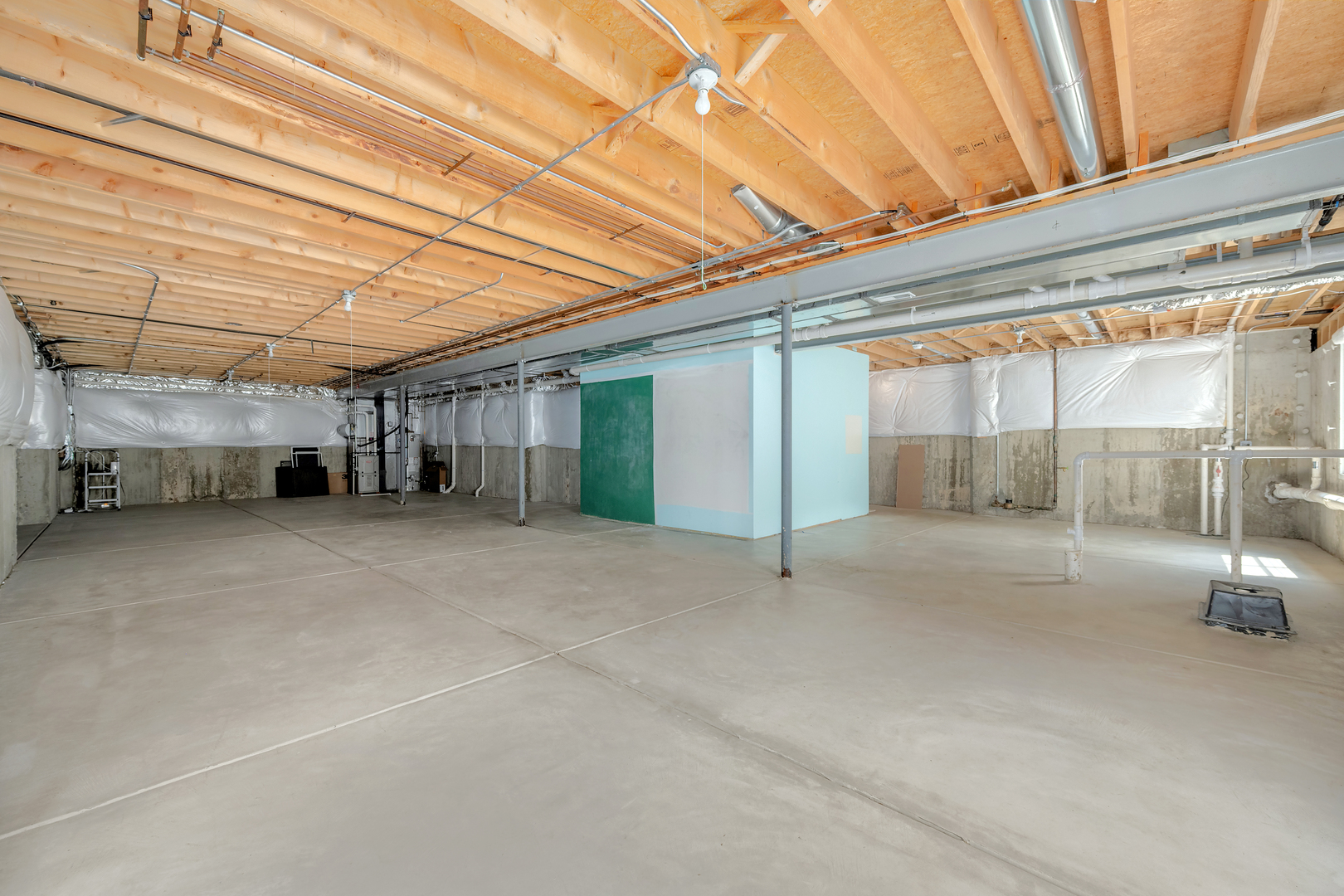 4408 Stonewall Avenue