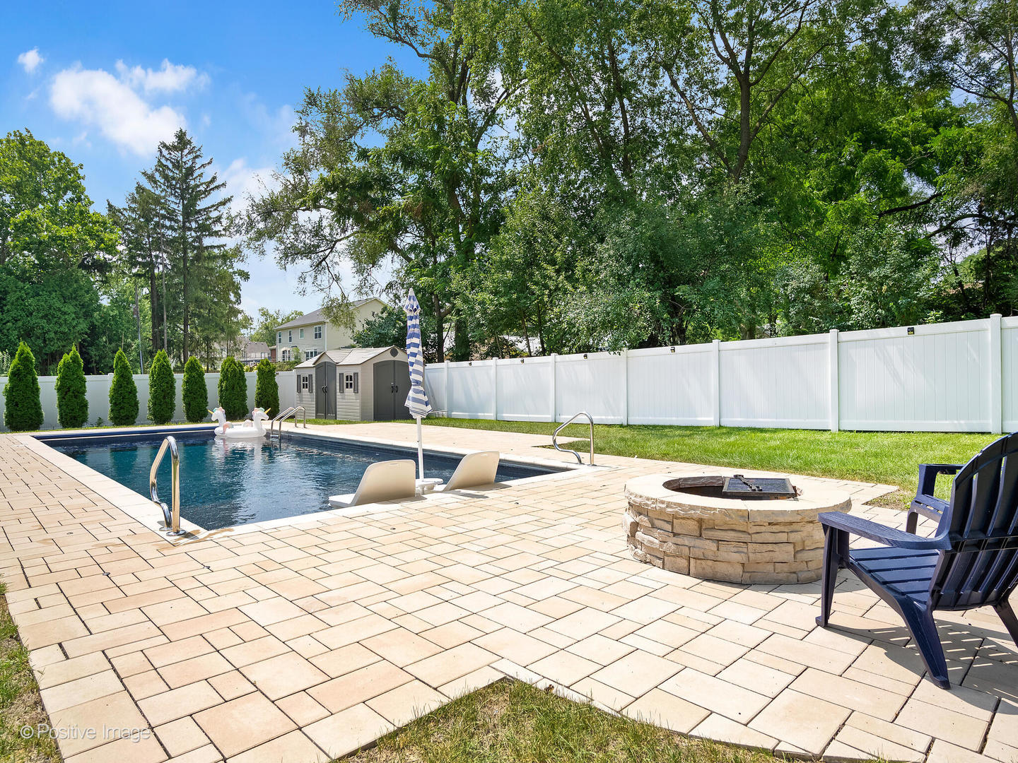 4408 Stonewall Avenue