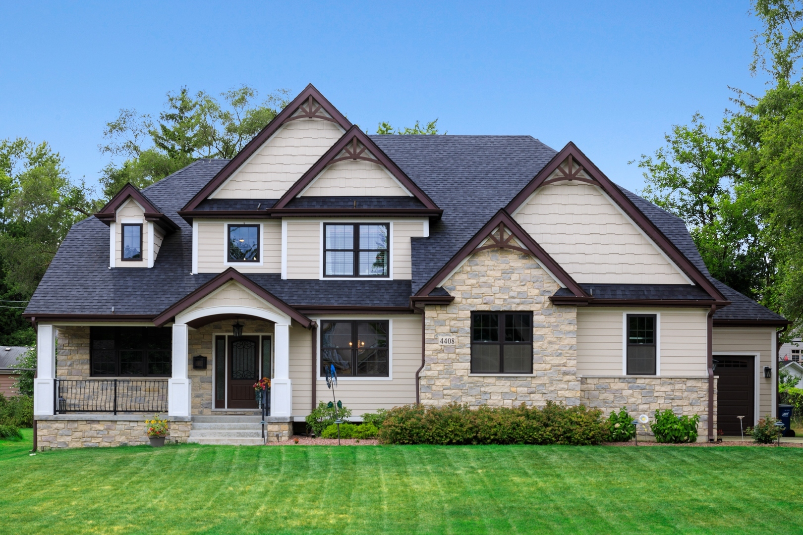 4408 Stonewall Avenue