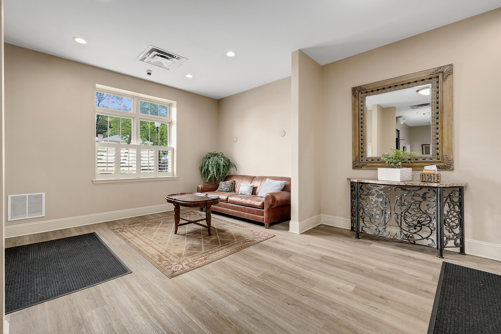 965 Rogers Street Unit: 208