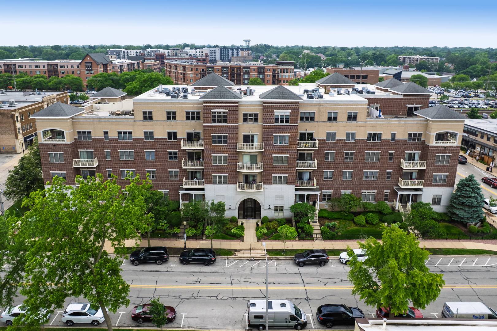 965 Rogers Street Unit: 208