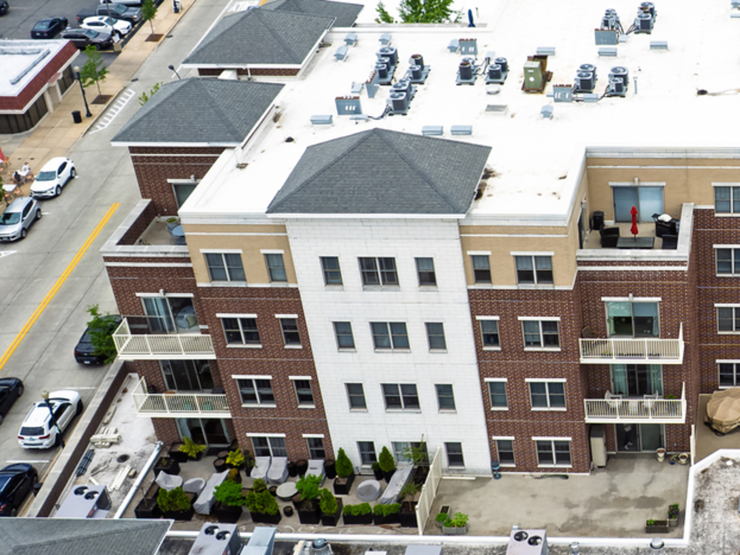 965 Rogers Street Unit: 208