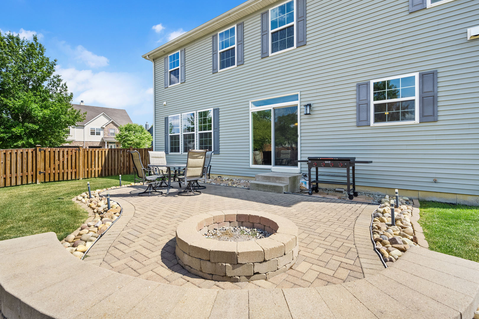 1127 Woodiris Drive