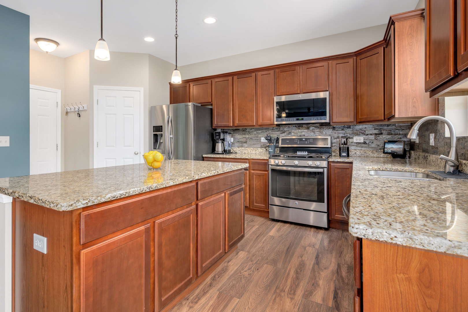 1127 Woodiris Drive