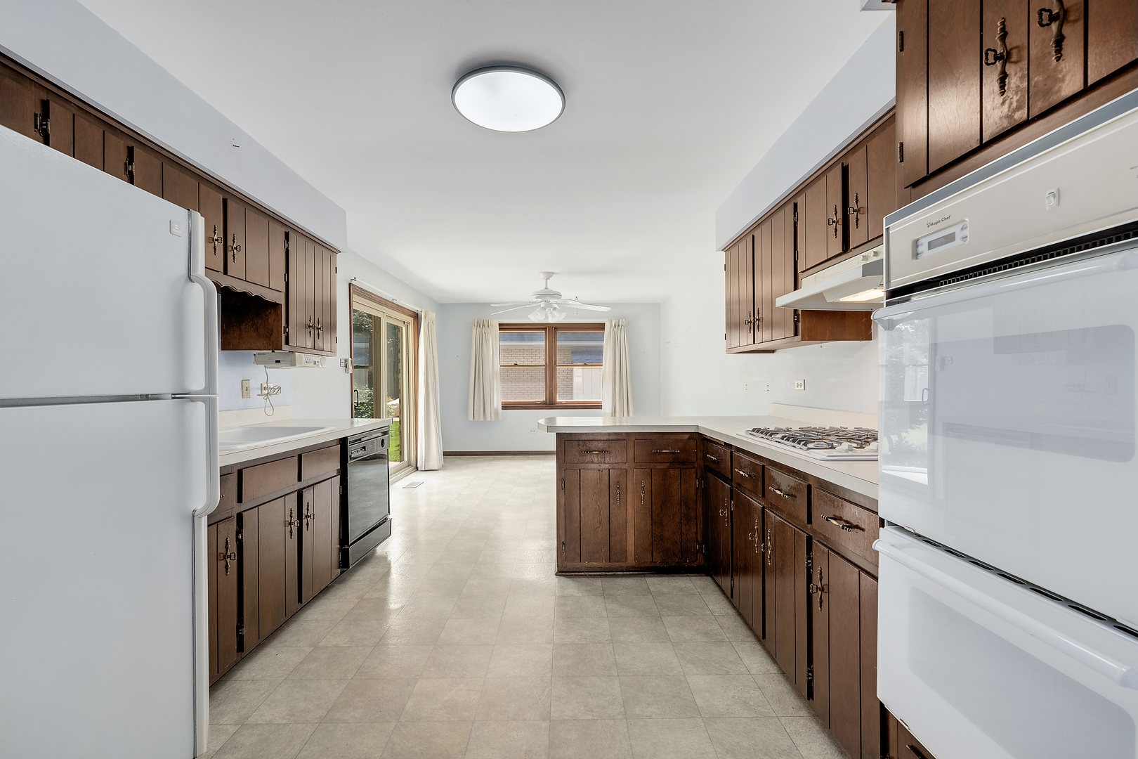 7925 Farmingdale Drive