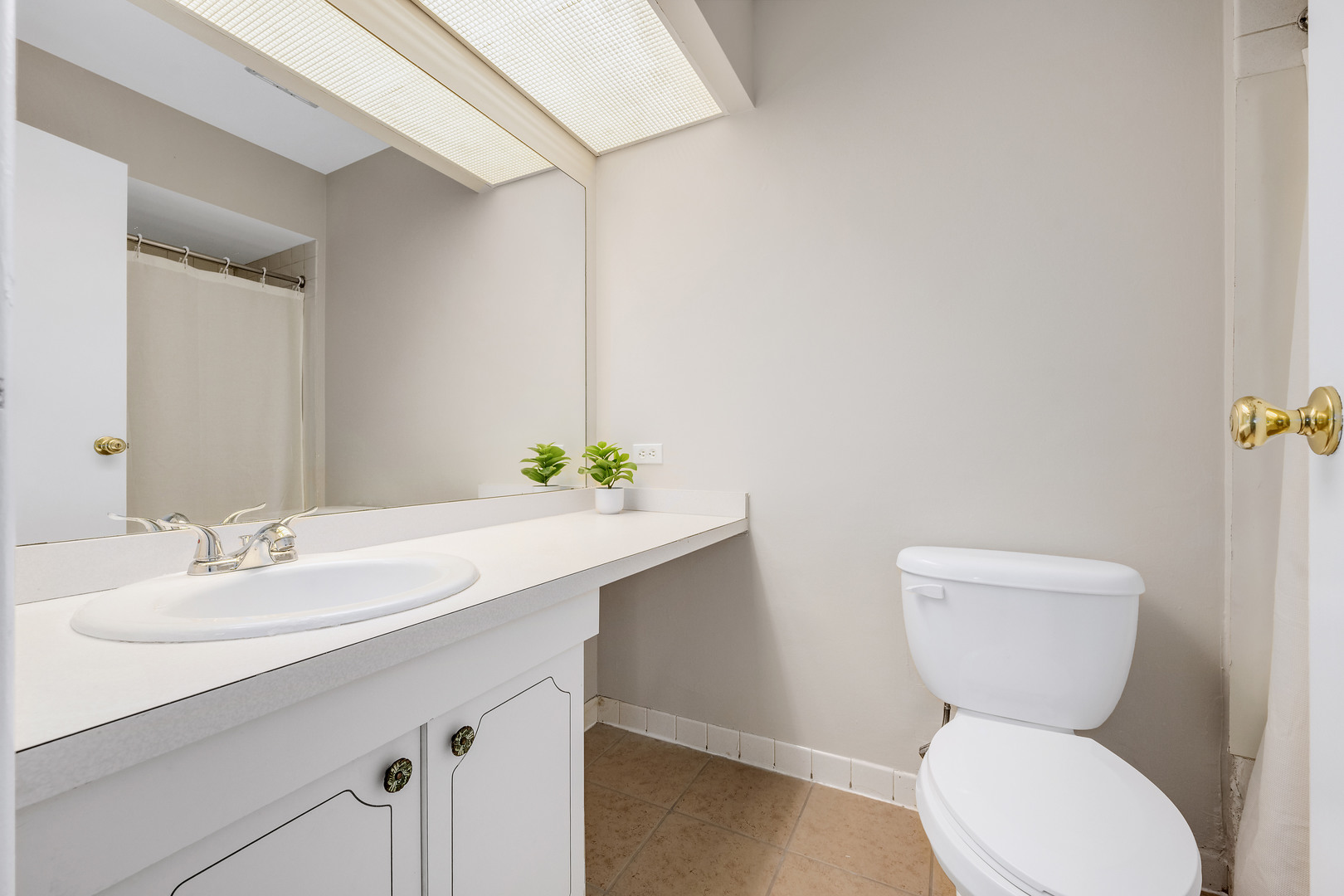 6824 Roberts Drive Unit: 5