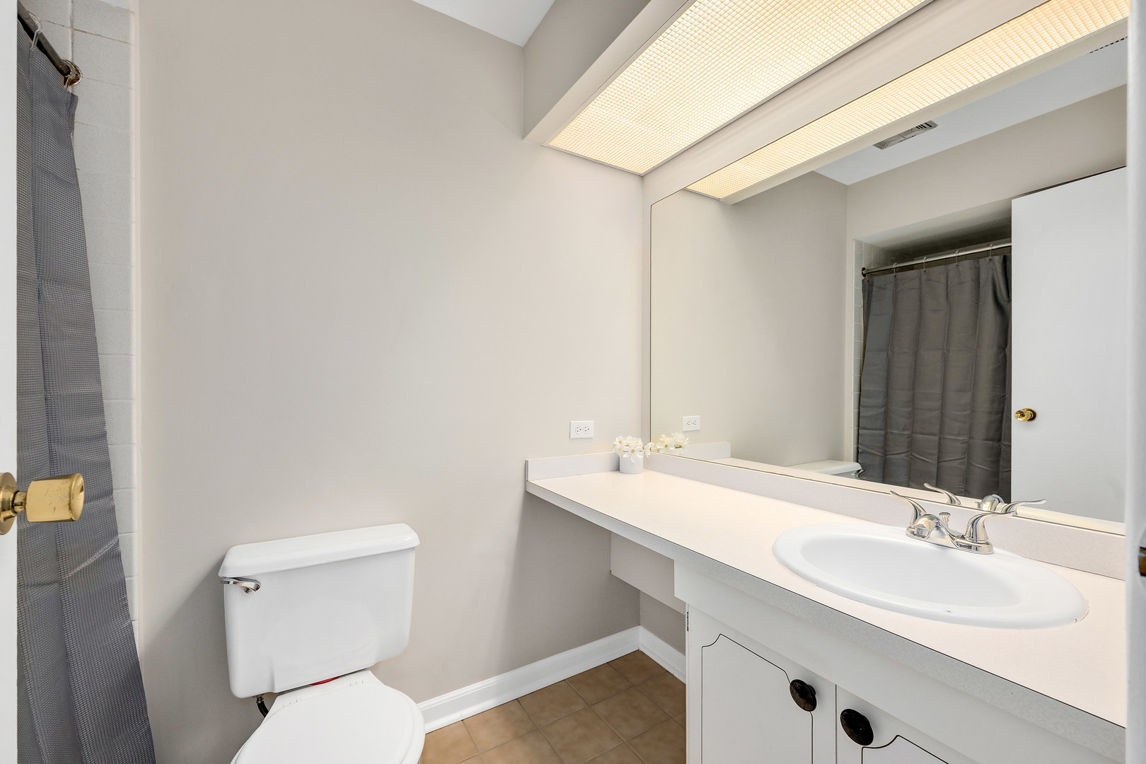 6824 Roberts Drive Unit: 5