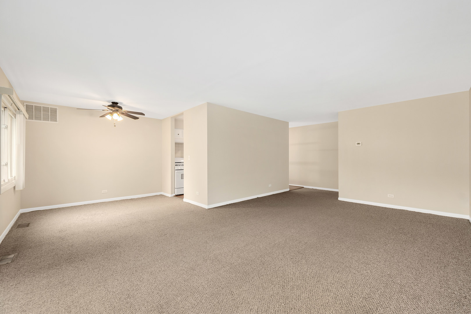 6824 Roberts Drive Unit: 5