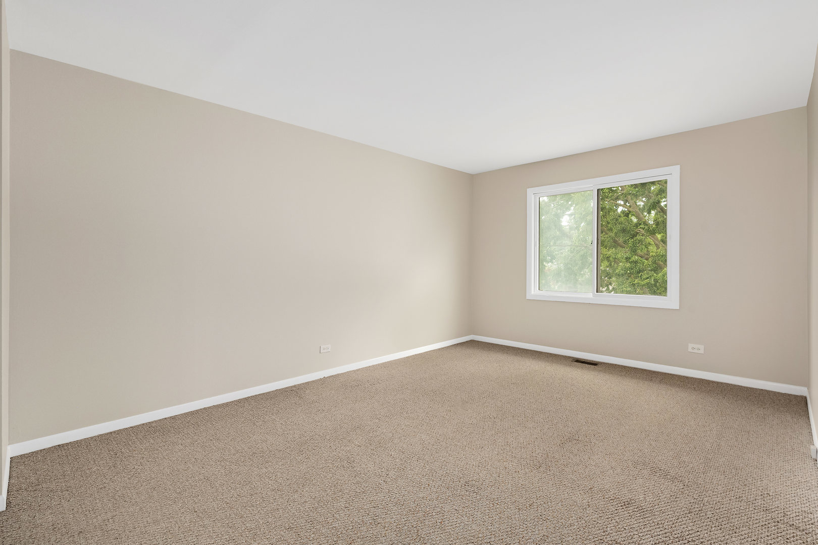 6824 Roberts Drive Unit: 5