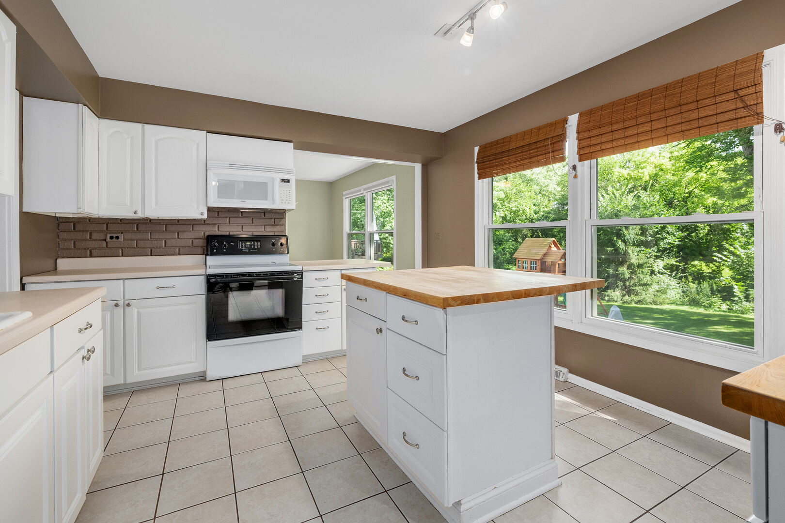 1431 Coral Berry Lane