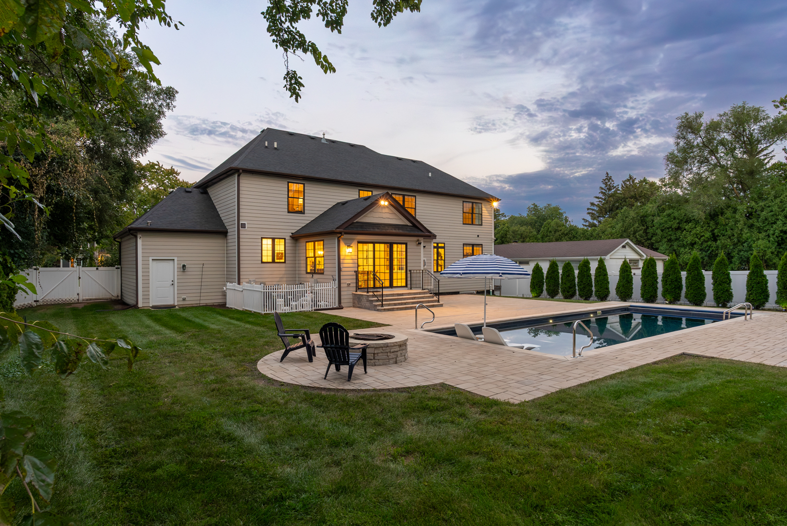 4408 Stonewall Avenue