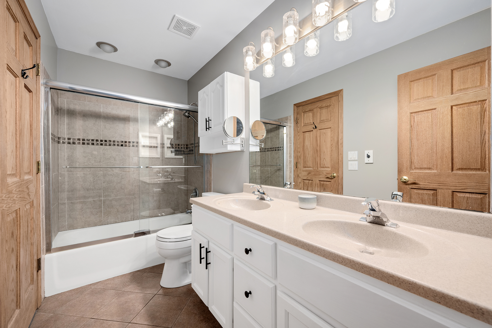 263 Deming Place