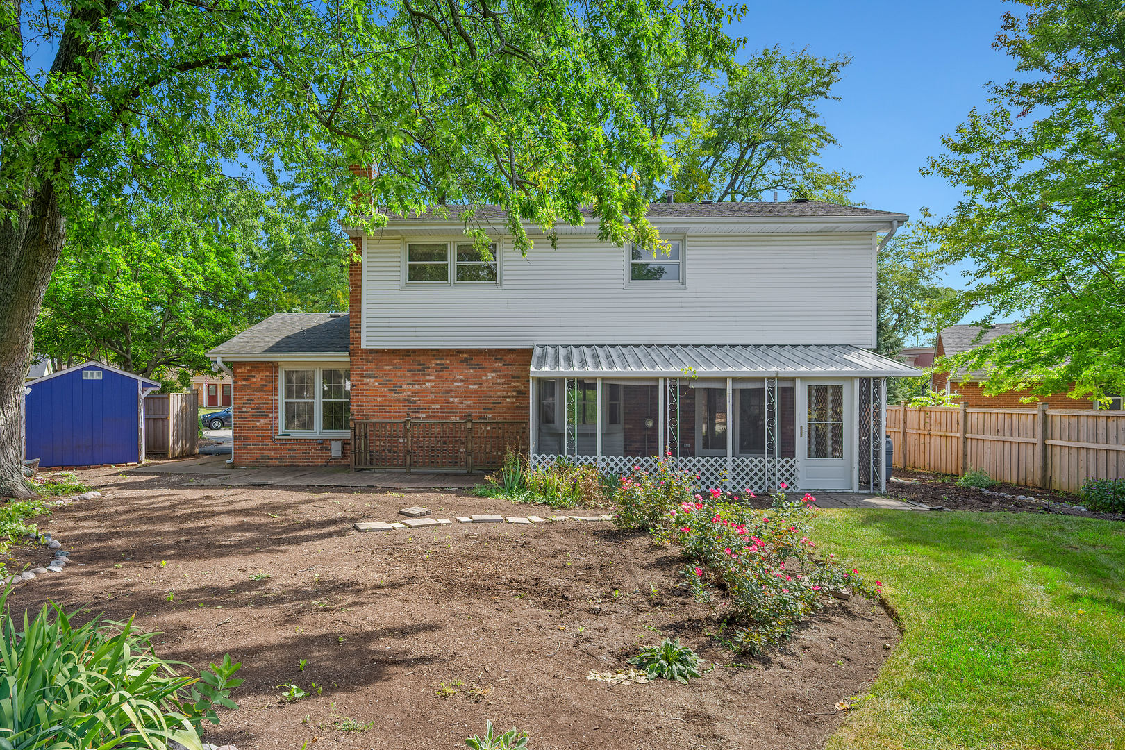 6124 Lane Place