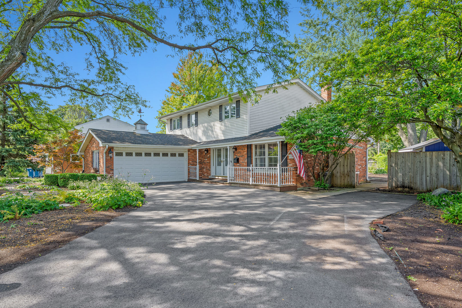 6124 Lane Place