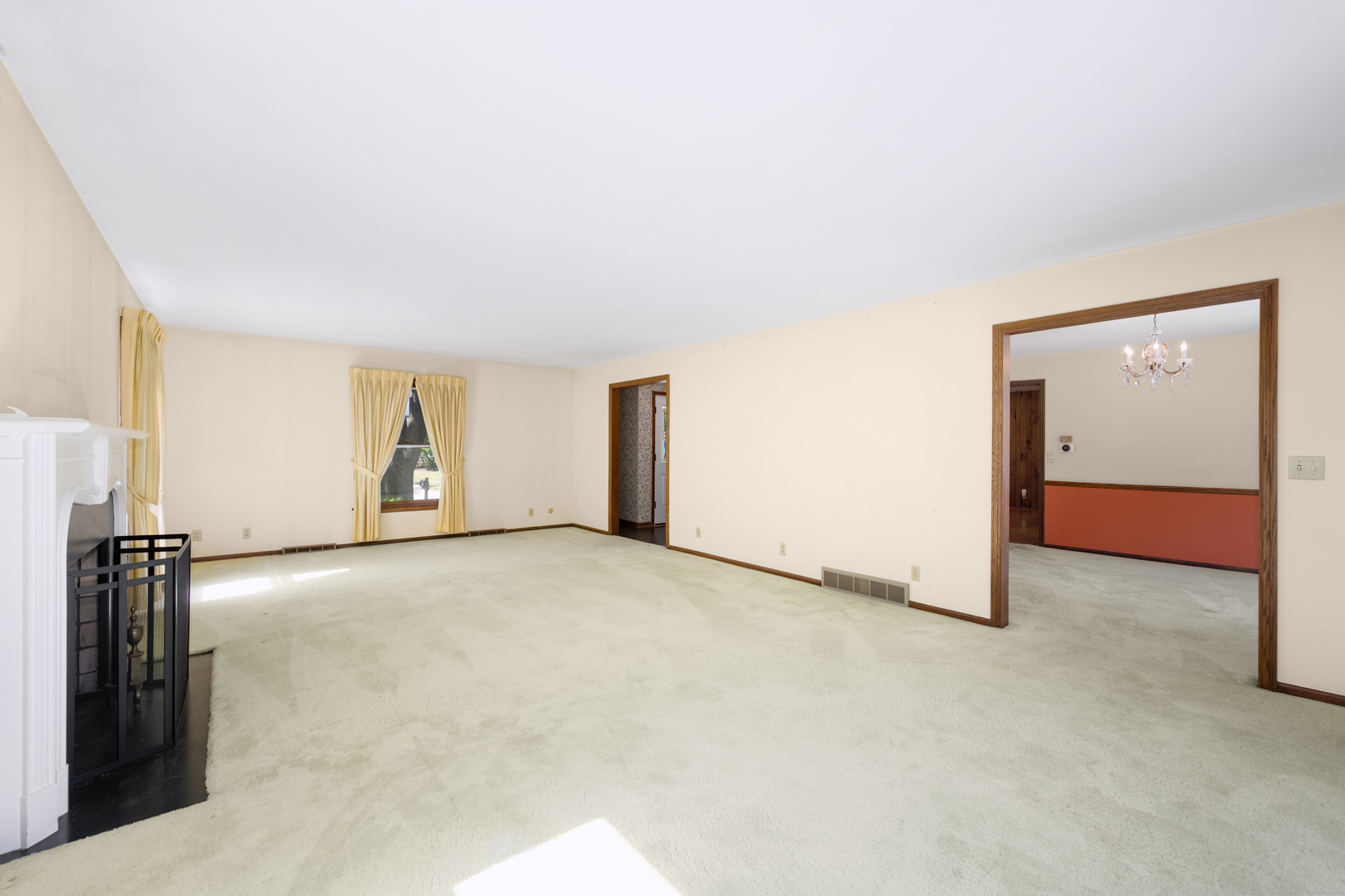 527 West Lane