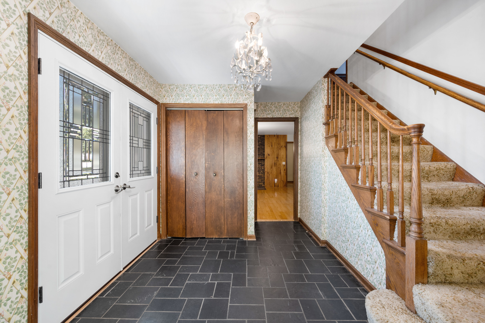 527 West Lane