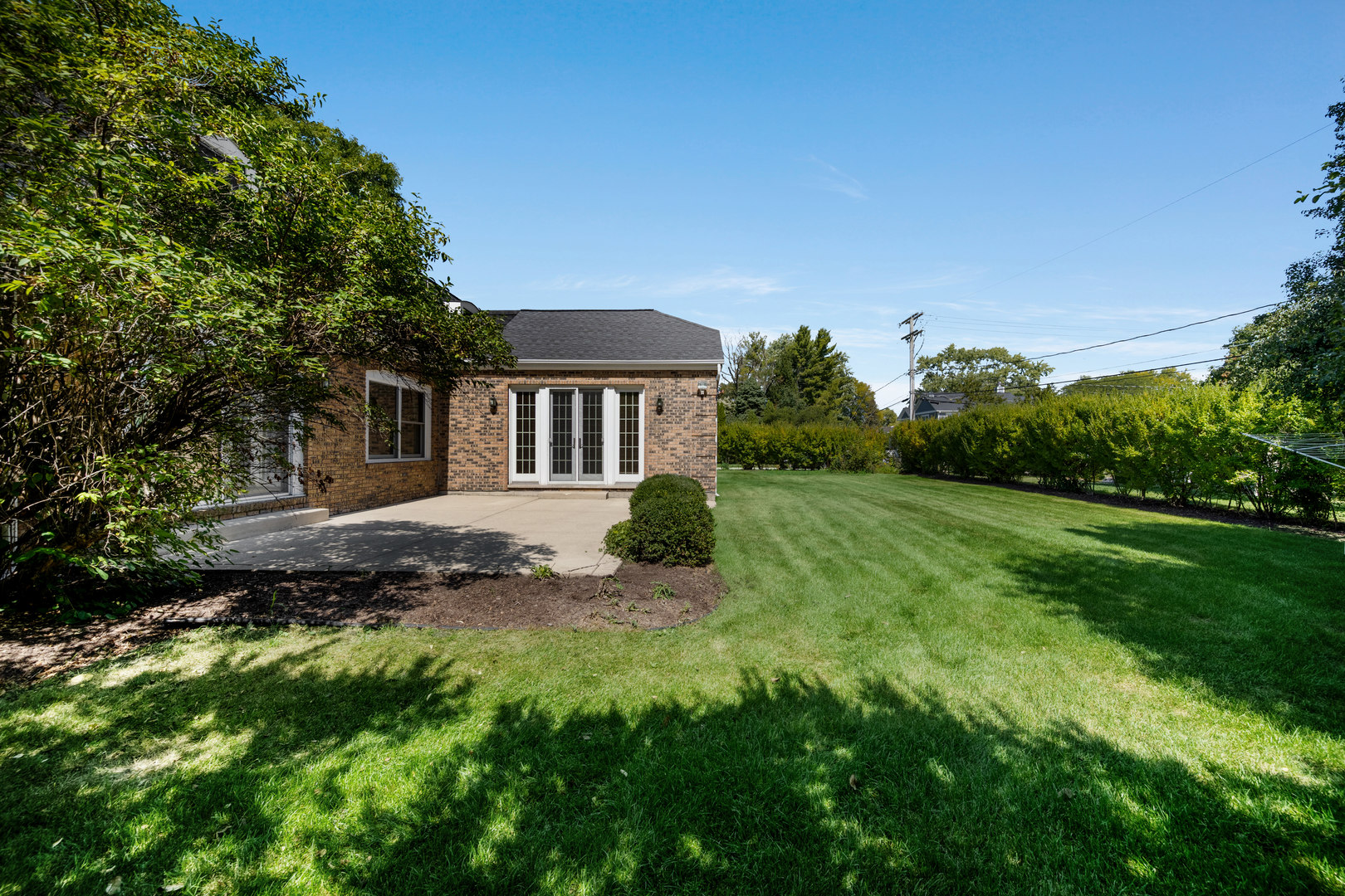 527 West Lane