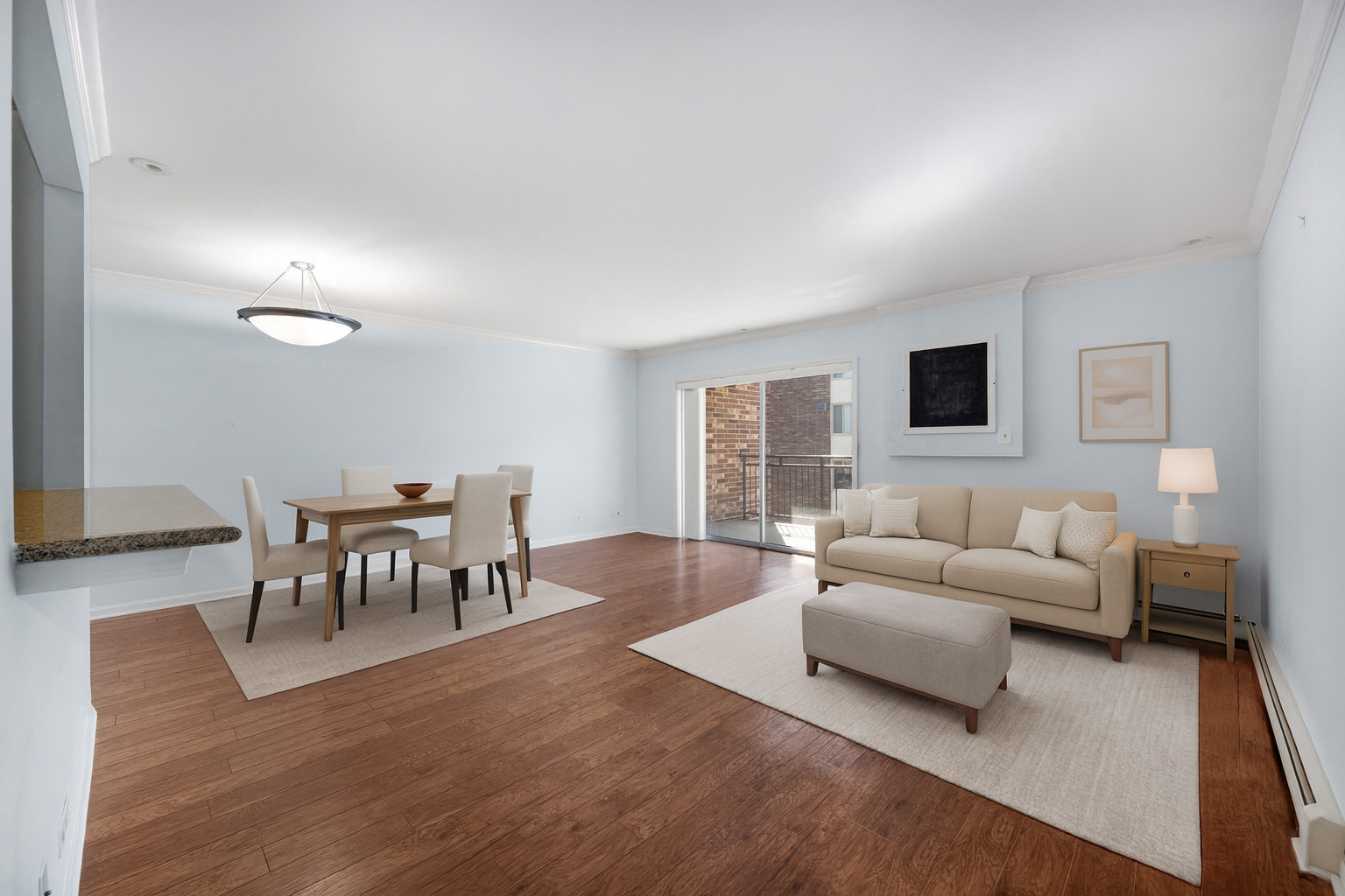 4900 Forest Avenue Unit: 204