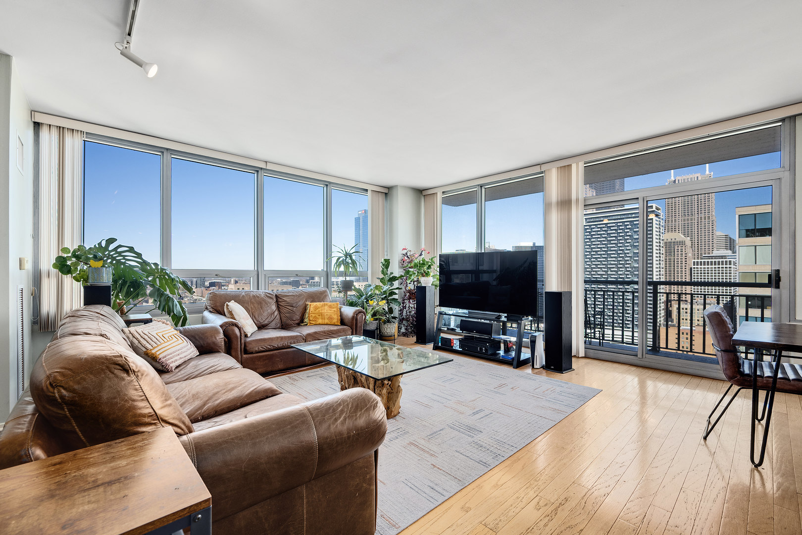 701 S Wells Street Unit: 3006