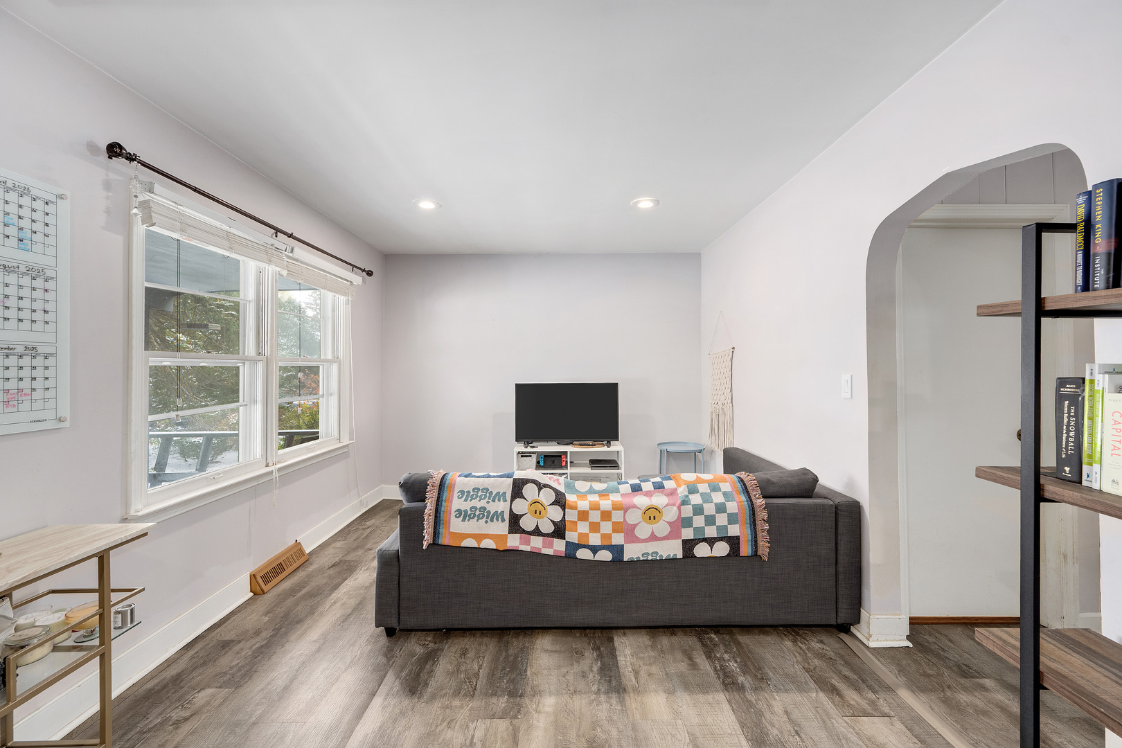 309 E Naperville Road