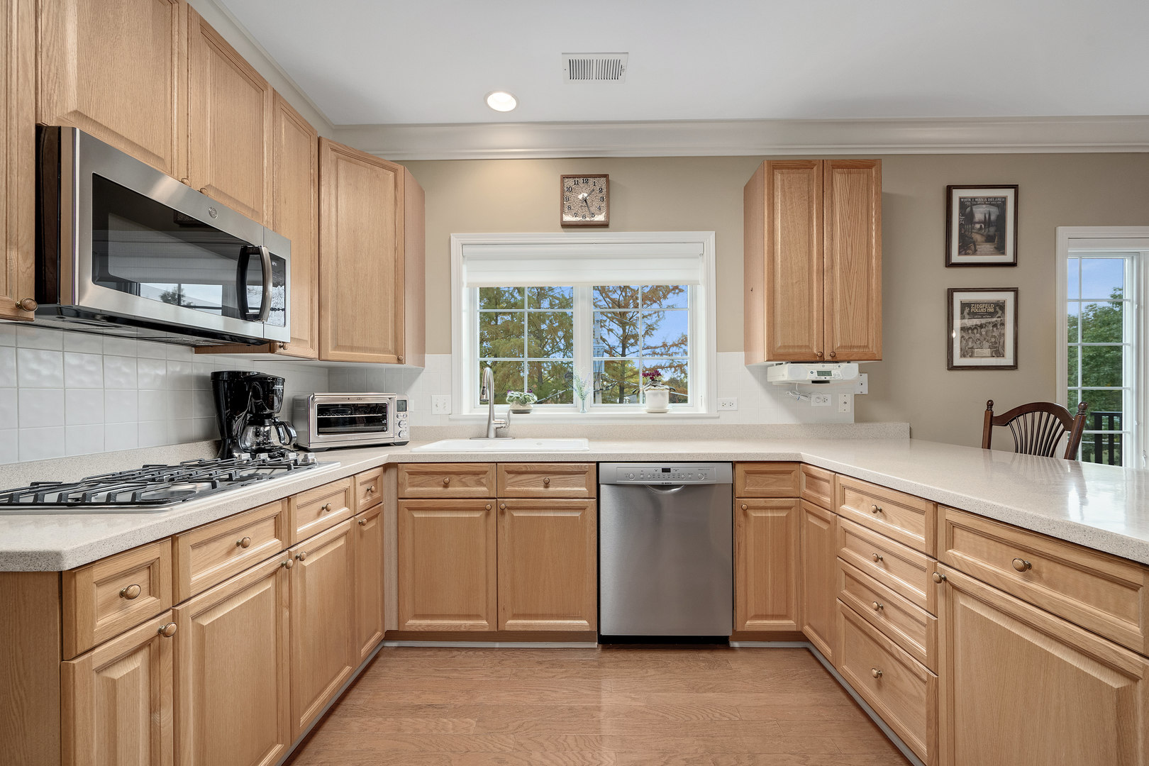 5329 Main Street Unit: 304