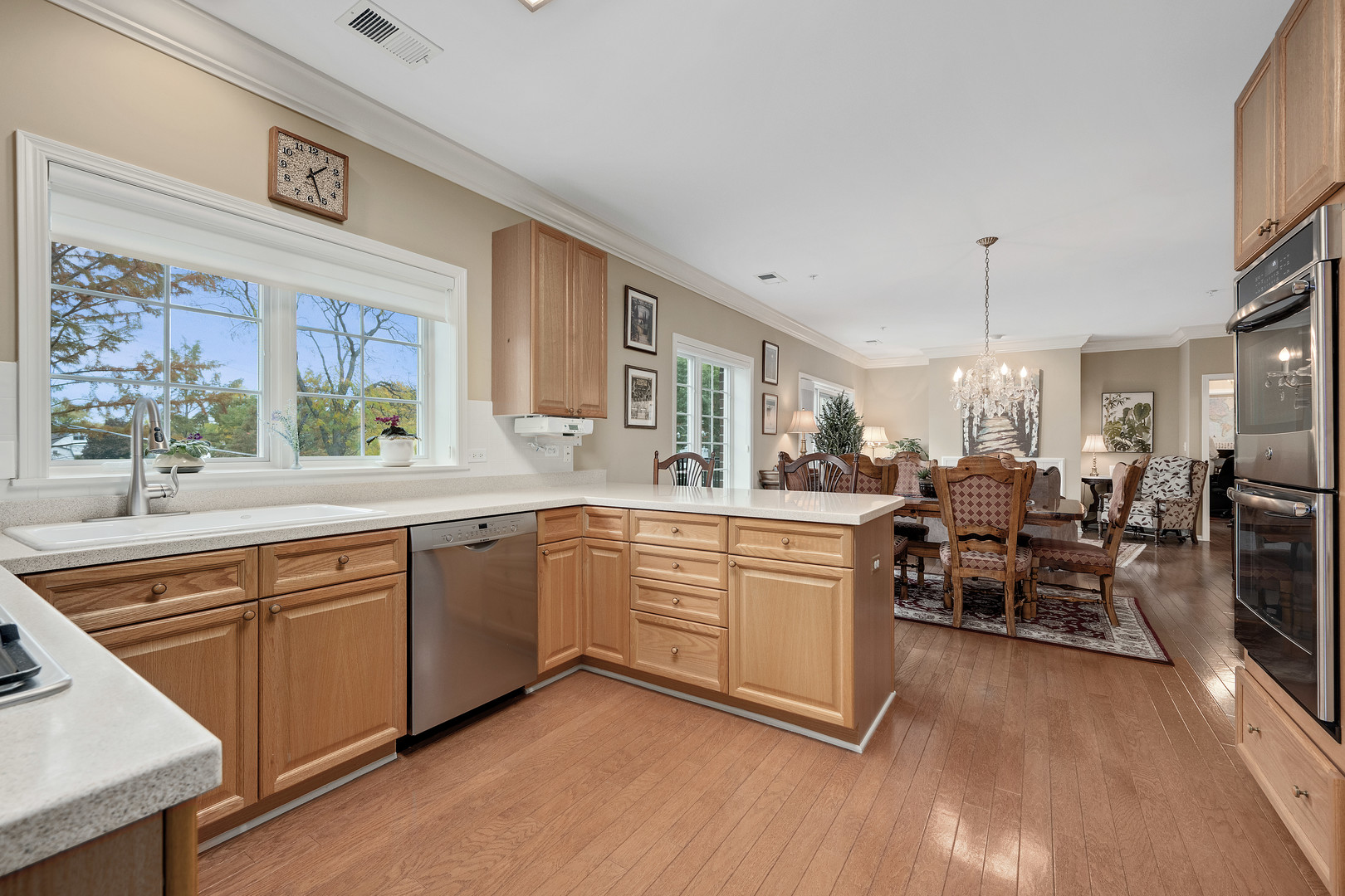 5329 Main Street Unit: 304