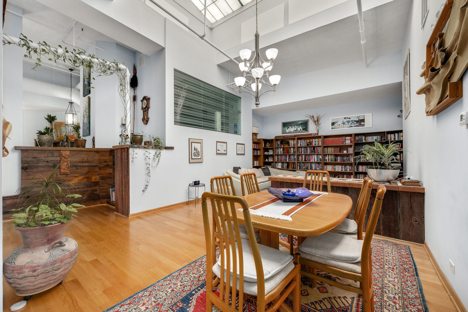 161 W Harrison Street Unit: 1206