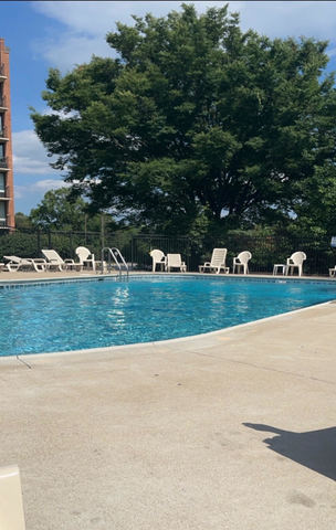 2000 Saint Regis Drive Unit: 6B