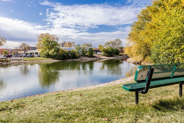 2000 Saint Regis Drive Unit: 6B