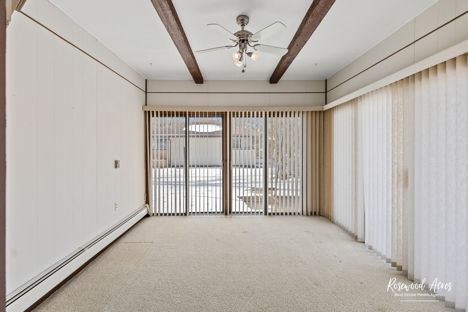 160 E Pendexter Avenue