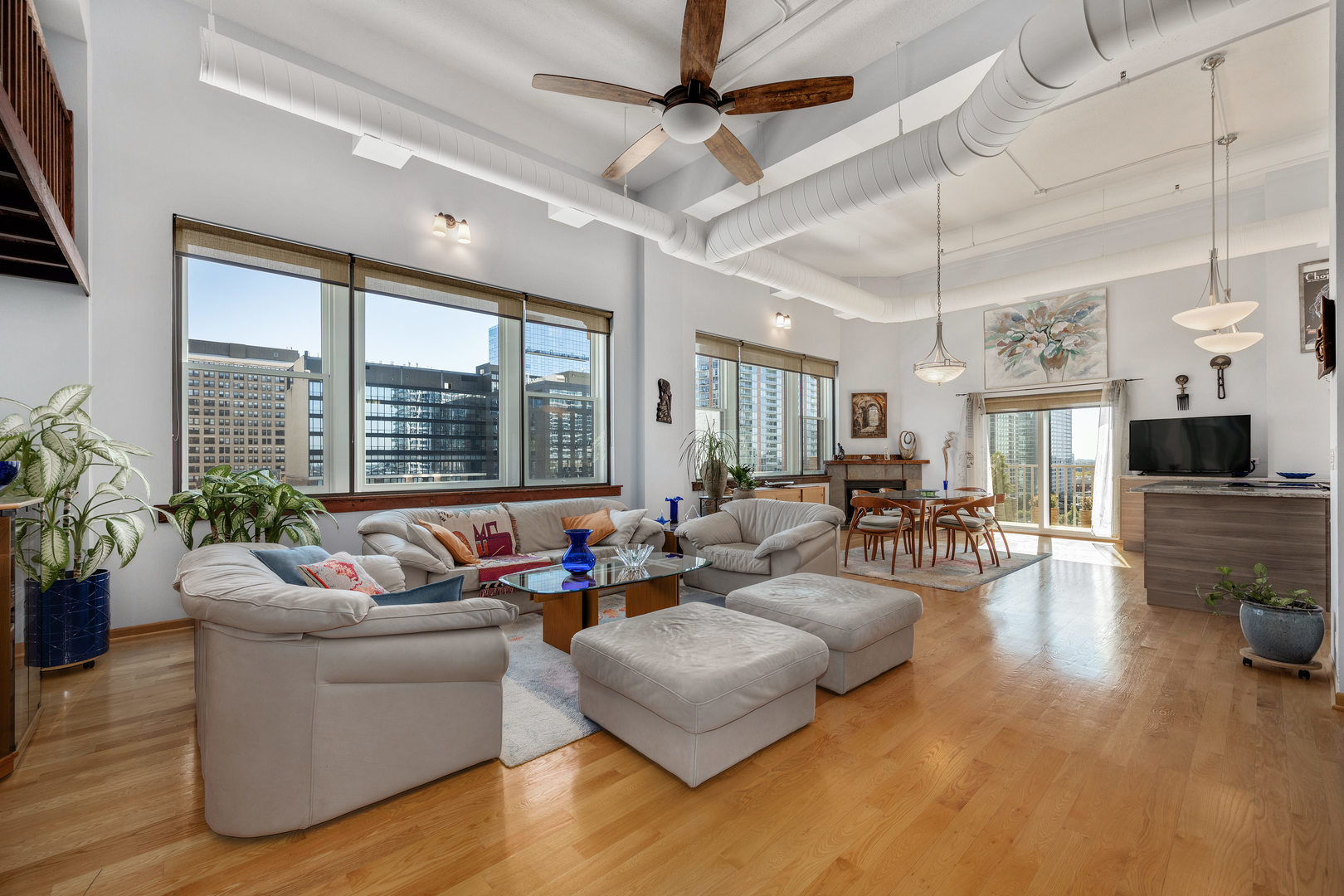 161 W Harrison Street Unit: 1208