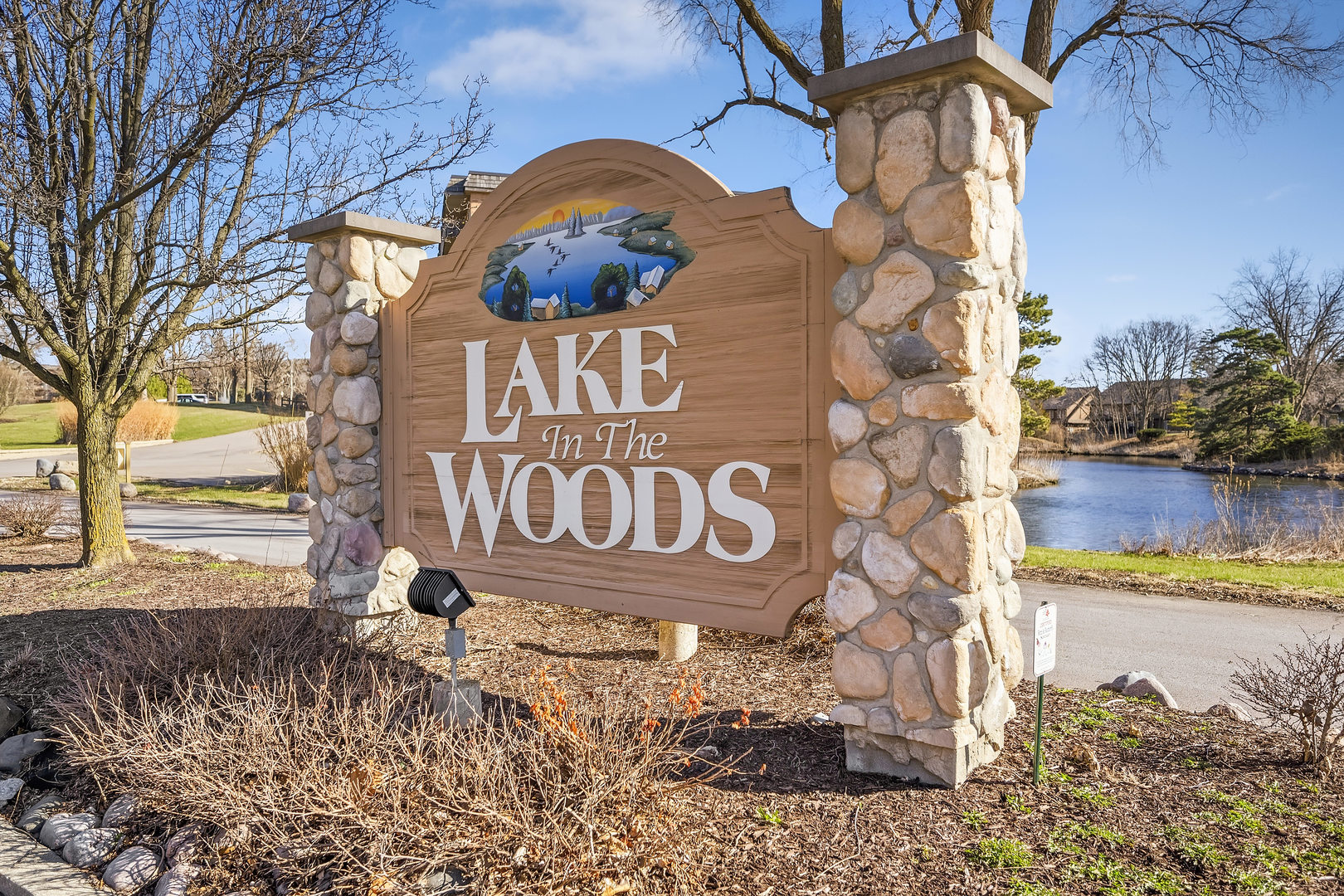 8025 WOODGLEN Lane Unit: 207