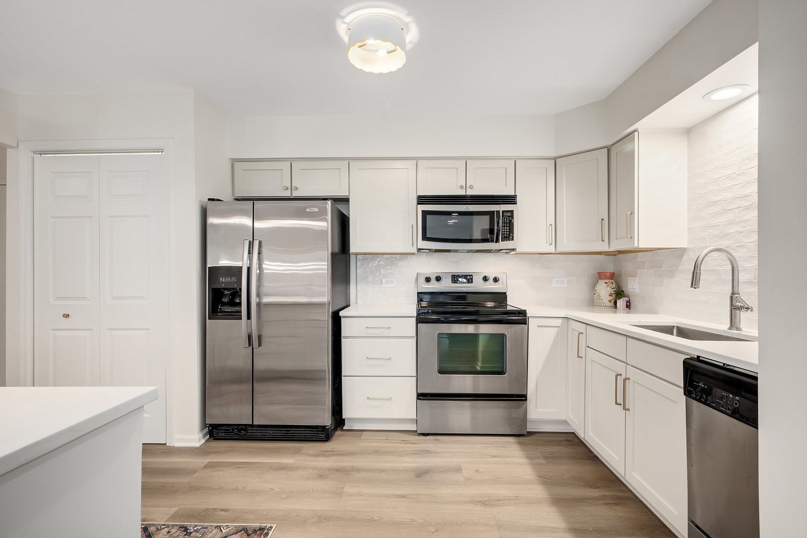 4900 Forest Avenue Unit: 108