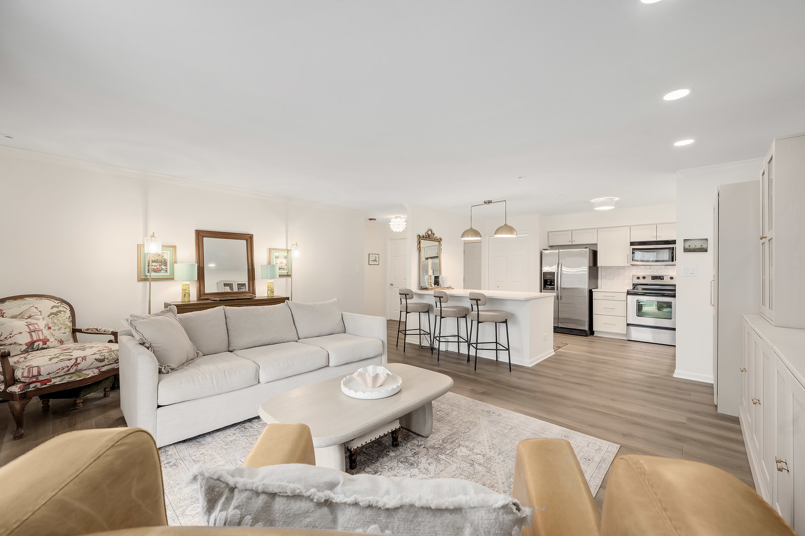 4900 Forest Avenue Unit: 108